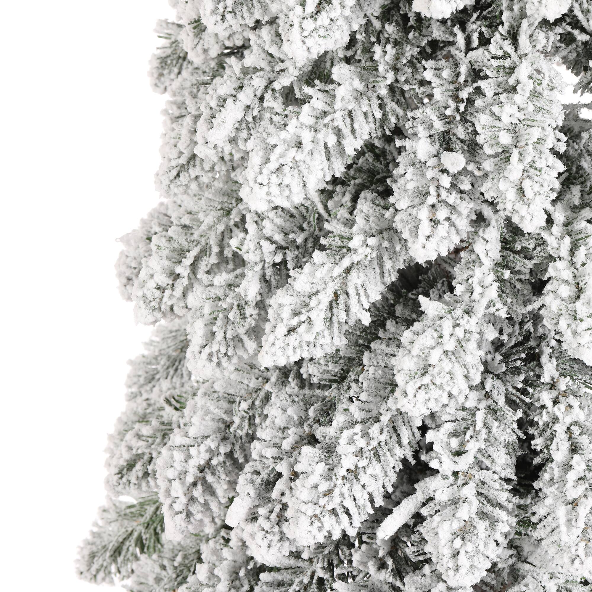 Glitzhome® 7.5ft Pre-Lit Flocked Artificial Christmas Tree, Warm White Lights